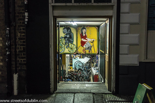 The City Of Dublin At Night: Dublin Street Art by infomatique