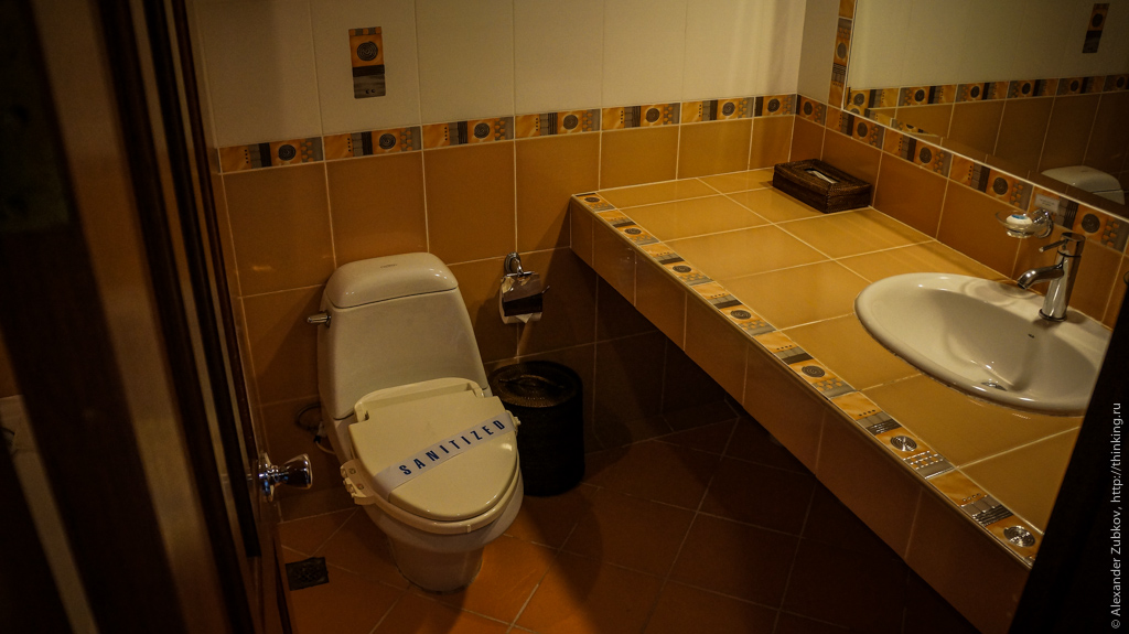 Ванная комната в номере отеля Boracay Garden