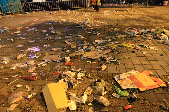 2013台北市跨年晚會垃圾-100-201301010154-賴鵬智攝