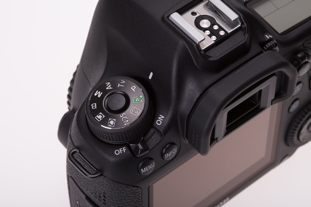 Canon EOS 6D Unboxed 0.006 sec (1/160), f/18.0, 100 mm, EF100mm f/2.8 Macro USM