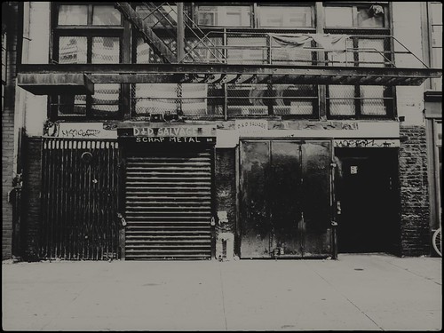 scrap metal by ifotog, Queen of Manhattan Street Photography