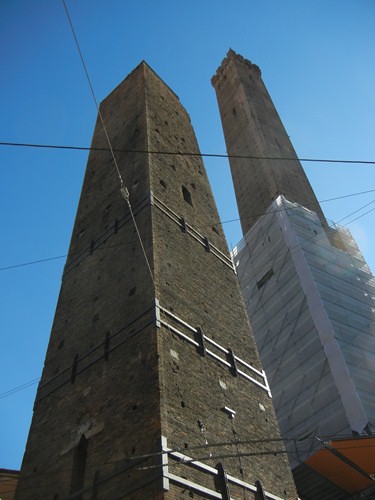 DSCN3249 _ Torre degli Asinelli, Bologna, 16 October