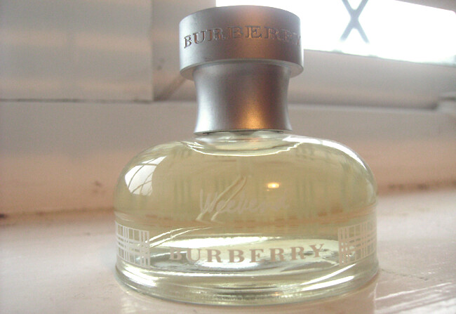 Burberry Weekend bottle