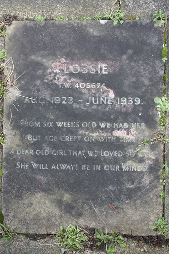 Headstone in the pet cemetery, Hornfair Park