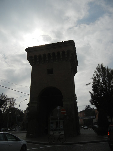 DSCN4621 _ Old city gate Porta Castigione, Bologna, 18 October