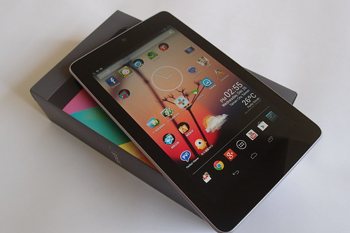A nexus 7 32G tablet with wifi