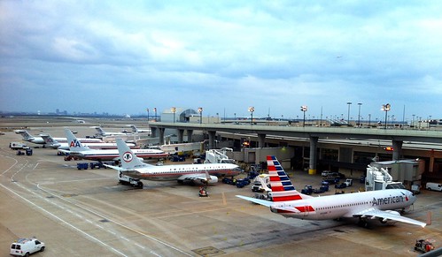 Three Generations of the American Airlines Livery