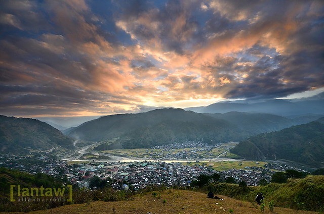 Sunrise over the town of Bontoc