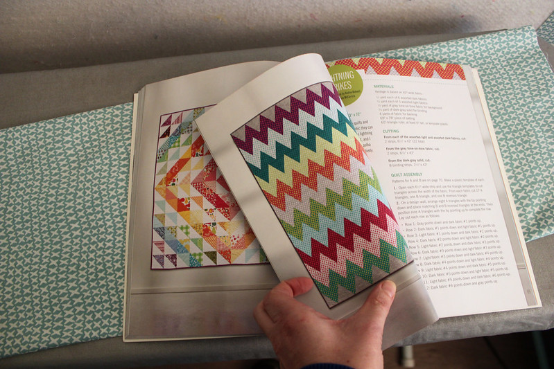 Review of Modern Quilts from the Blogging Universe