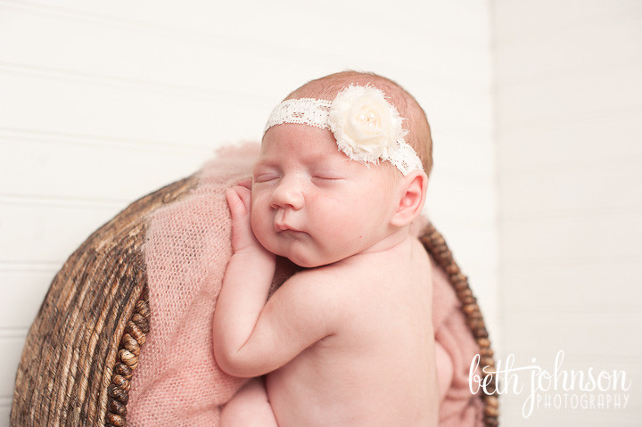 florida tallahassee studio photographer photography newborn baby infant