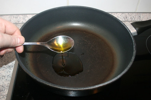 19 - Olivenöl erhitzen / Heat up olive oil