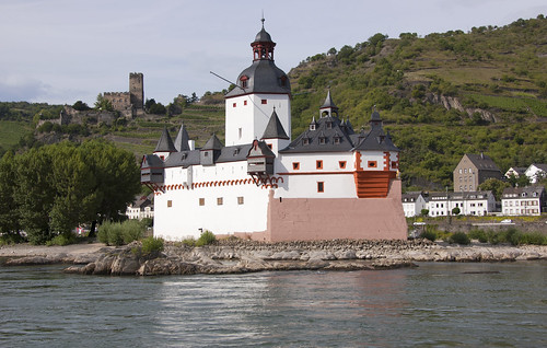 Pfalzgrafenstein and Gutenfels Castles (2)