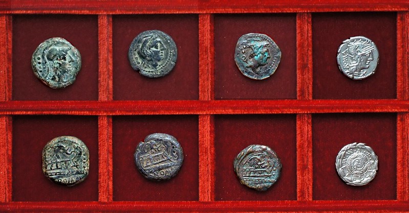 RRC 262 elephant head bronzes, RRC 263 M.METELLVS Q.F Caecilia denarius, Ahala collection, coins of the Roman Republic