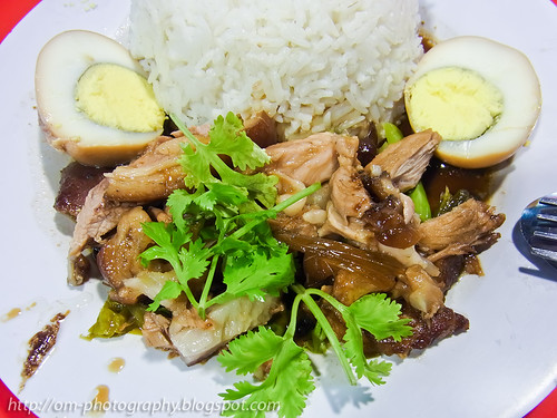 Hatyai Thai style pig trotter rice , sri sinar food court R0020842 copy