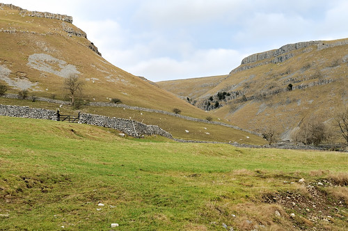 On the way to Gordale Scar by Andy Pritchard - Barrowford