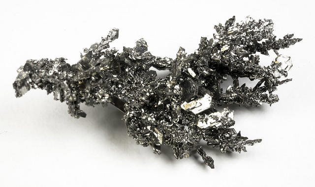 titanium_crystals_electrolysis