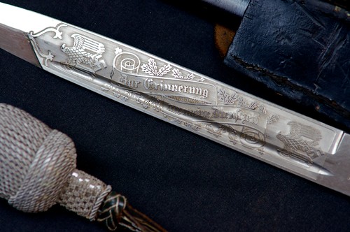 Knife Collection: WWII German dagger, "Dur Erinnerung" engraving