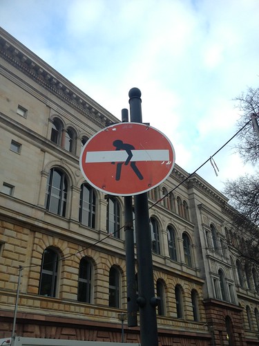 Take up your dash and walk. Berlin. by despod