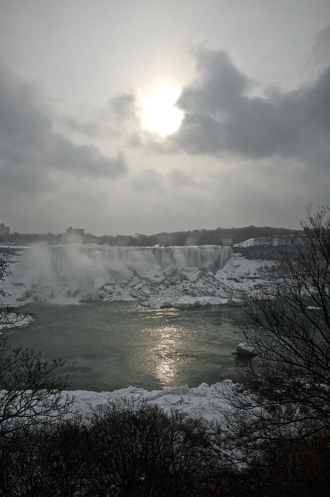 Niagara Falls - 2013-02-24 at 07-15-24