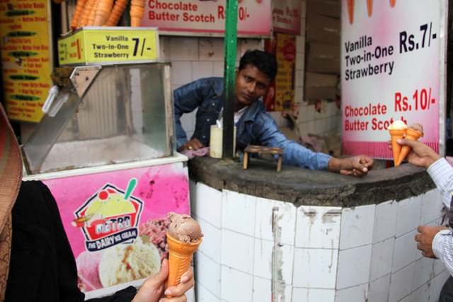 Street side ice cream in Kolkata, India