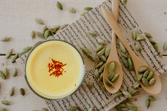 Badam Milk with Saffron (Indian Style Almond Milkshake)