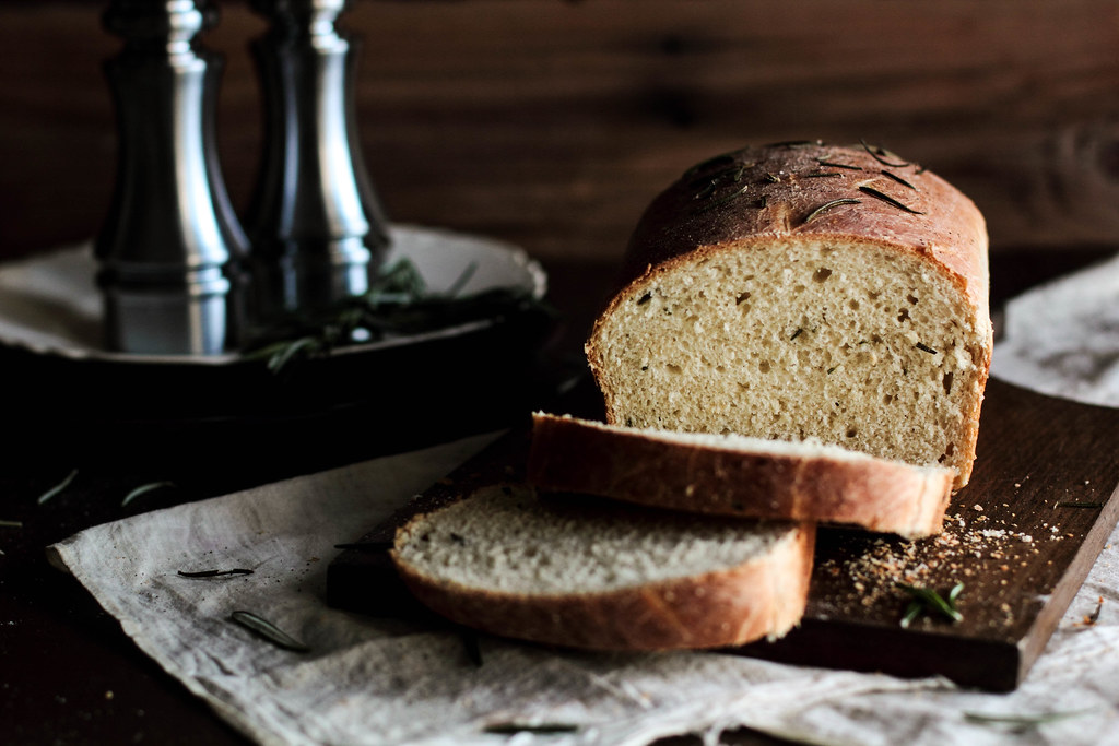 Rosemary Sandwich Bread