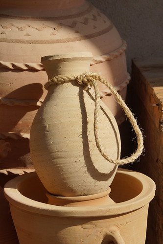 Omani air conditioning pots by CharlesFred