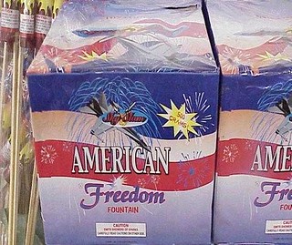 中國製造的「美國自由」牌煙花！