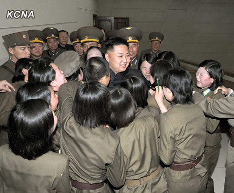 Kim Jong-un thăm đơn vị bắn rơi máy bay Mỹ