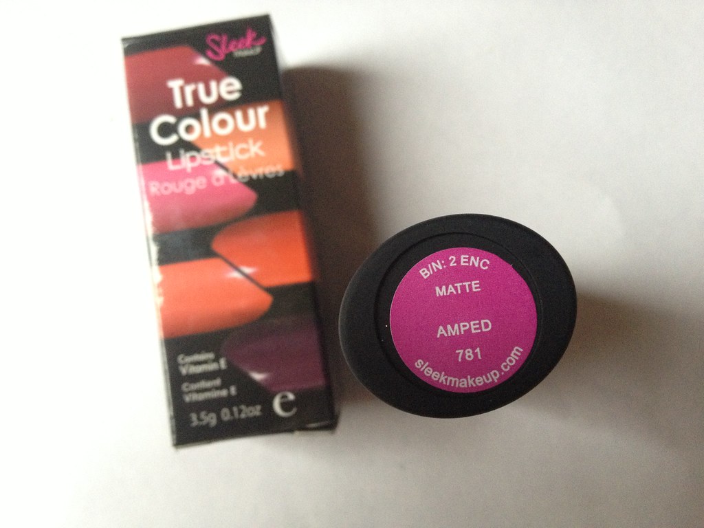 Sleek True Colour Matte Lipstick in 'Amped' (4)