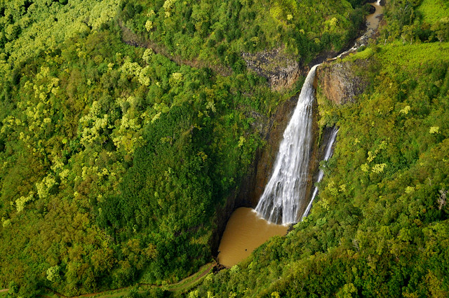 Manawaiopuna Jurassic Falls Kauai