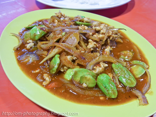 sambal petai with minced chicken R0021693 copy