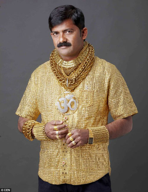 The-man-with-the-gold-shirt