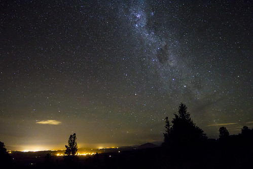 Te Awamutu, Pirongia and The Sky by Astronomr