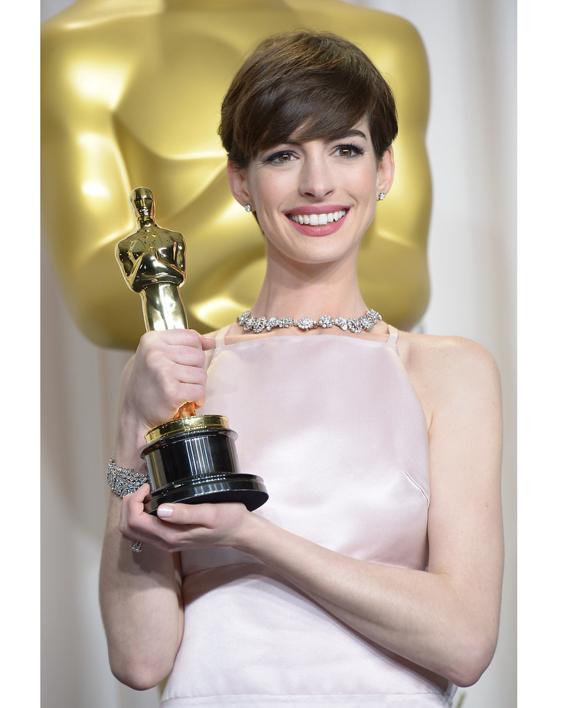 Anne-Hathaway-at-the_2109.jpg