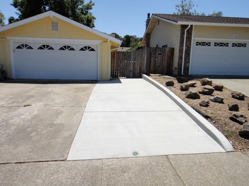 Driveway Extension With Retaining Curb