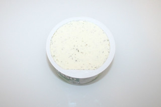 03 - Zutat Kräuterfrischkäse / Ingredient herb cream cheese