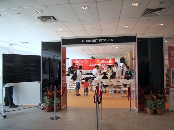 savour 2013 - singapore - gourmet market (129)