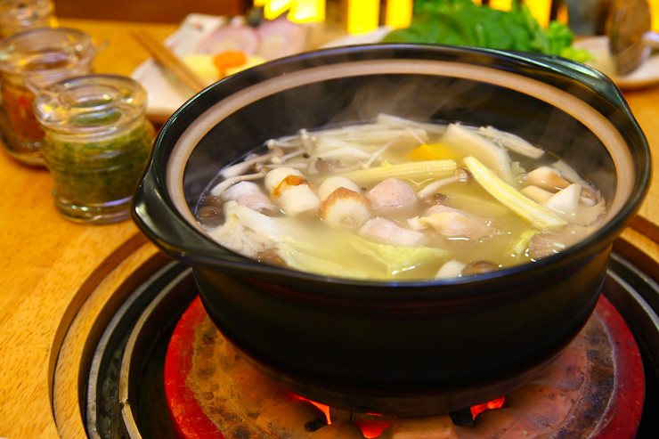 Charcoal-Steamboat
