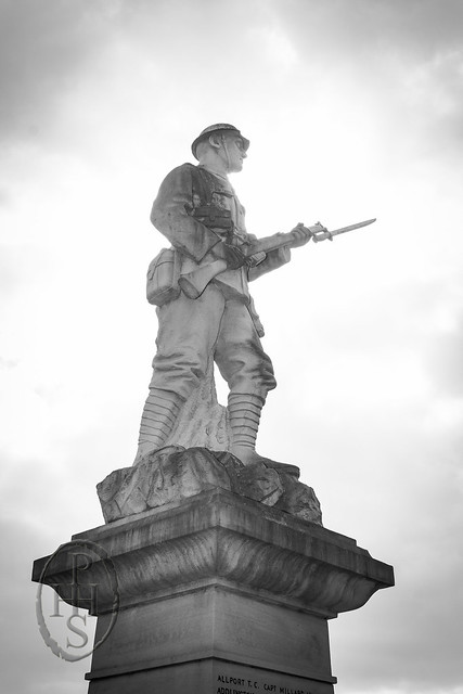 Dodworth War Memorial (101)