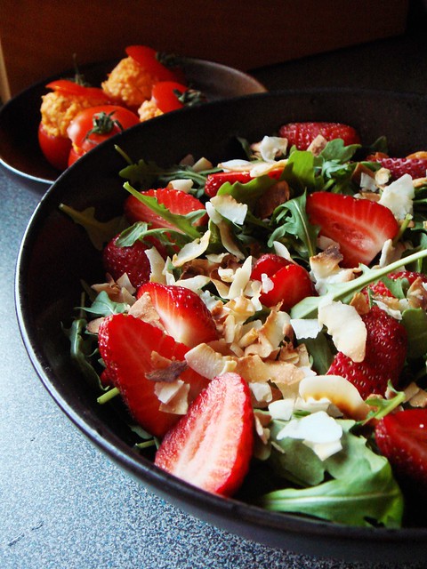 Strawberry Arugula Coconut Salad
