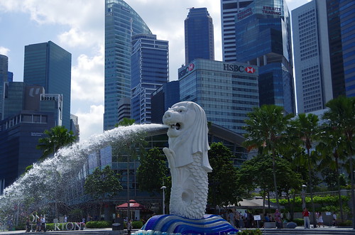 Singapore Through Rose-Colored Glasses – Dare to Leave the American Continent