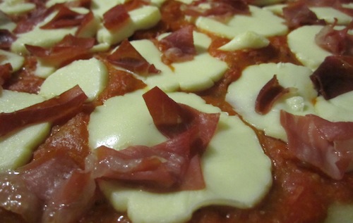 Pizza with homemade mozzarella