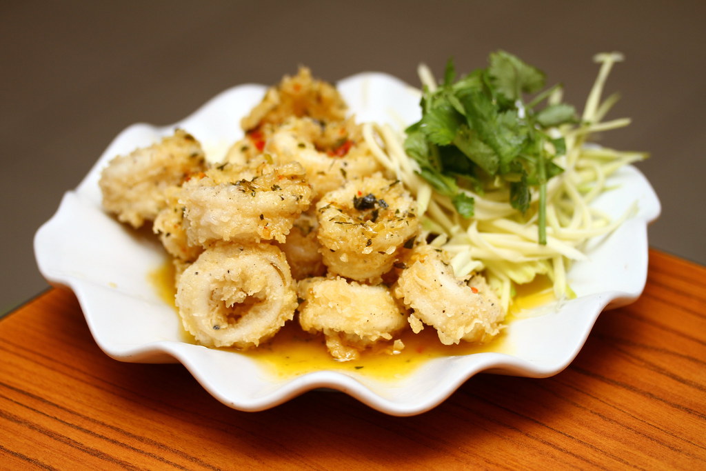 Ah Loy Thai Restaurant: Butter Calamari