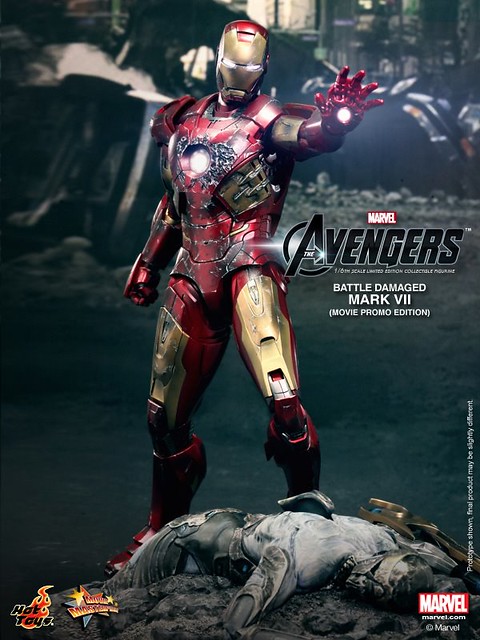 Hot-Toys-Battle-Damaged-Iron-Man-Mark-VII-003