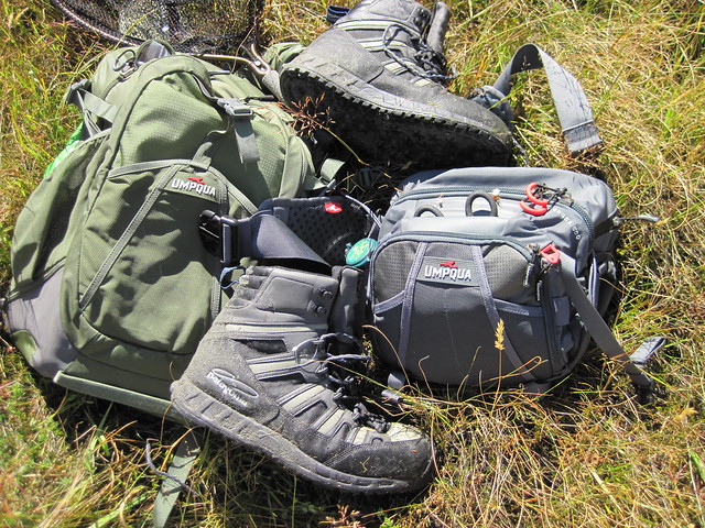 patagonia lightweight boots - umpqua ledges waist pack - umpqua surveyor backpack