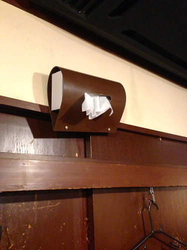 Tissue paper wall mount while eating Hakata Ramen