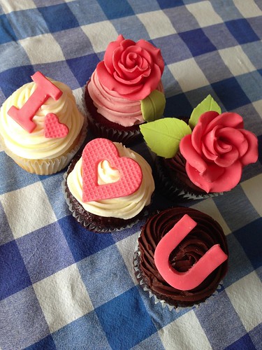Valentines day cupcakes
