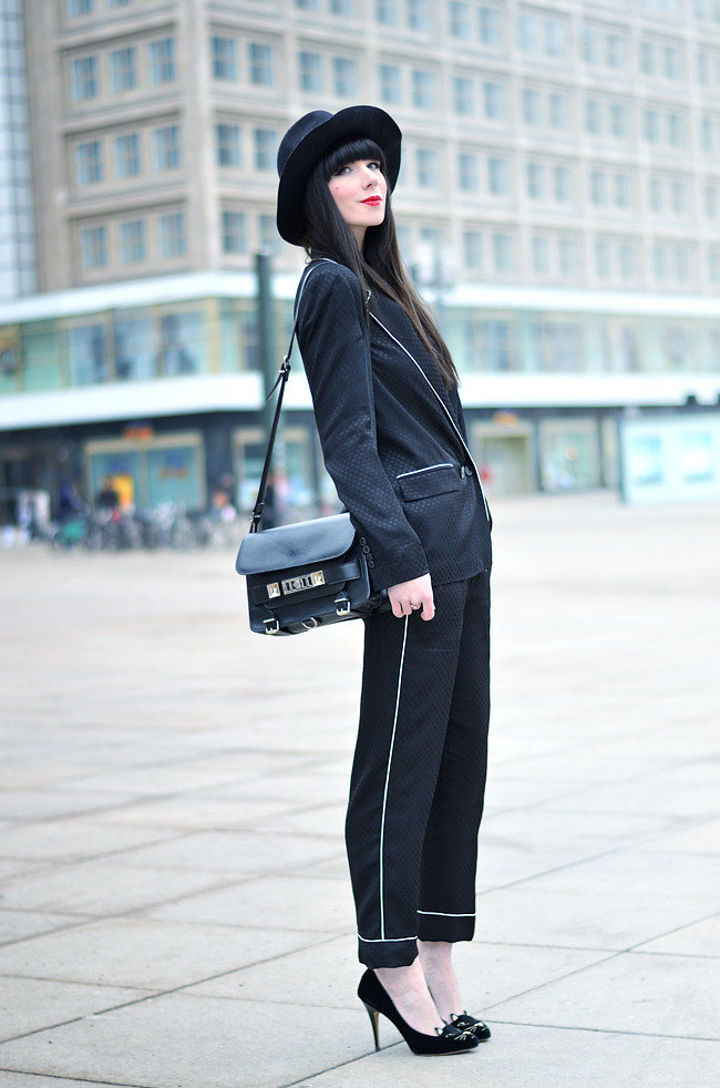 Black Zara Outfit with Saint Noir Shirt 9