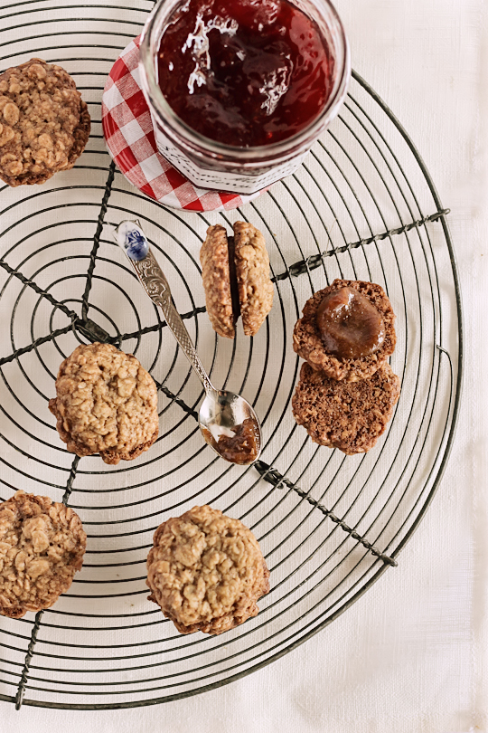 Date & Strawberry Oatmeal Cookies1